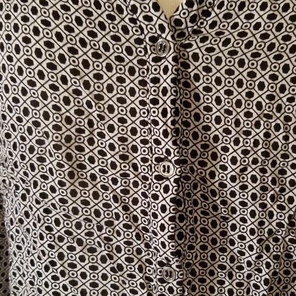 Patterned top - Picture 2 of 4